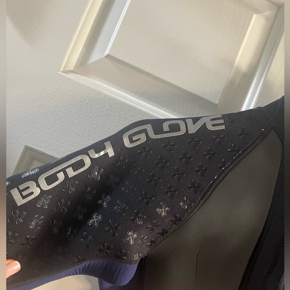 BodyGlove Wet Suit Women’s 9/10 - Picture 4 of 7